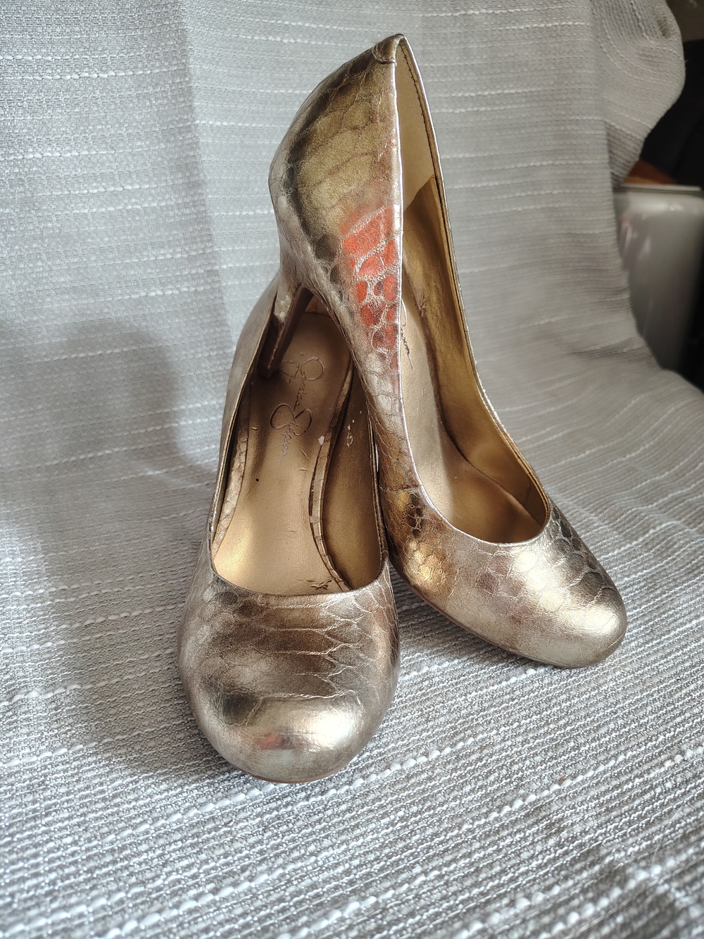 Jessica Simpson Gold Metallic Snakeskin Embossed Pumps Heels Size 7.5